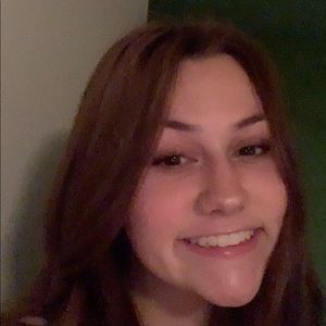 Meet your Posher, Ava